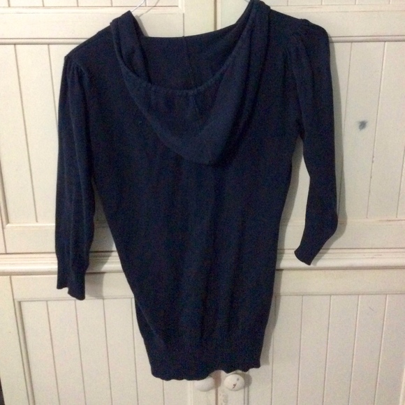 FREE W/ $10+ Purchase: Wet Seal Black Sweatshirt - Picture 6 of 7